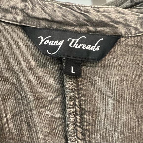 Vintage Bohemian Blouse gray billowy poet sleeves embroidery ruffle pockets - Picture 9 of 11